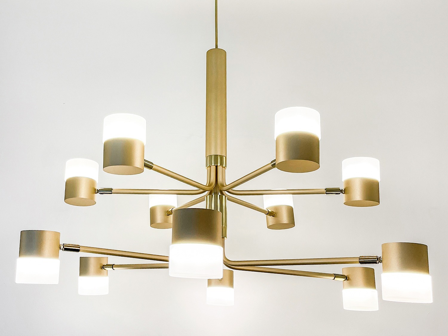 Lustre Dama com 12 braços - Studio Munclair - 1272-12